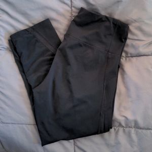 Champion capri workout leggings